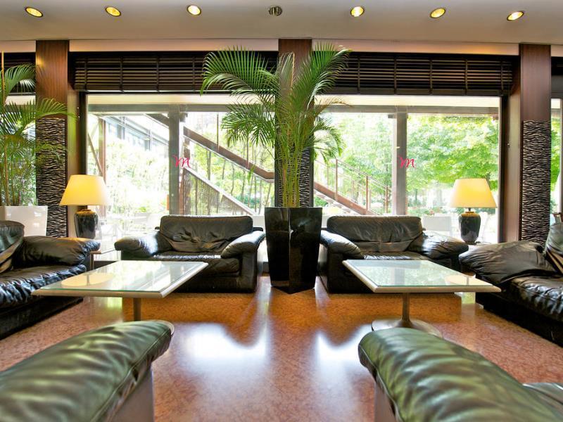 中心美居酒店4*